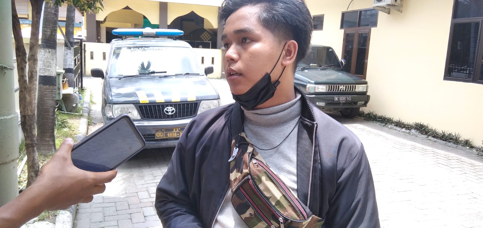 Pelayan Warung Bakso Kena Hipnotis, Sepeda Motor Beat Leong