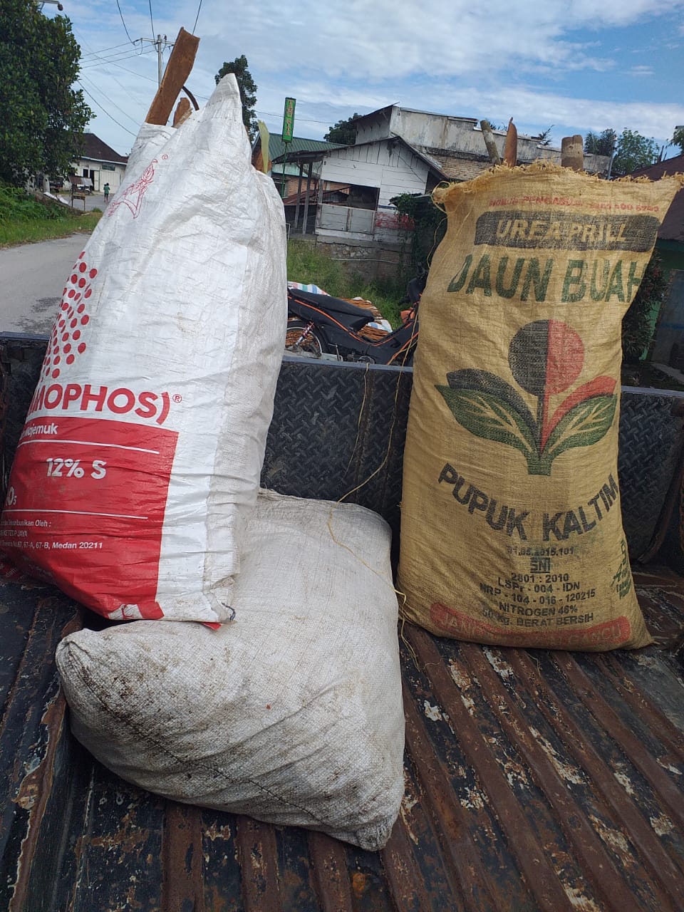 Warga Desa Parbotihan Humbahas Minta Polsek Onan Ganjang  Ungkap Pelakunya