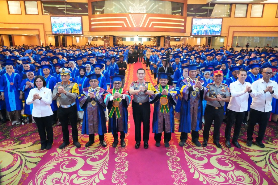 Ka SPN Polda Sumut Dampingi Kapolda Berikan Wawasan Kebangsaan di UMSU dan Silaturahmi ke Pesantren