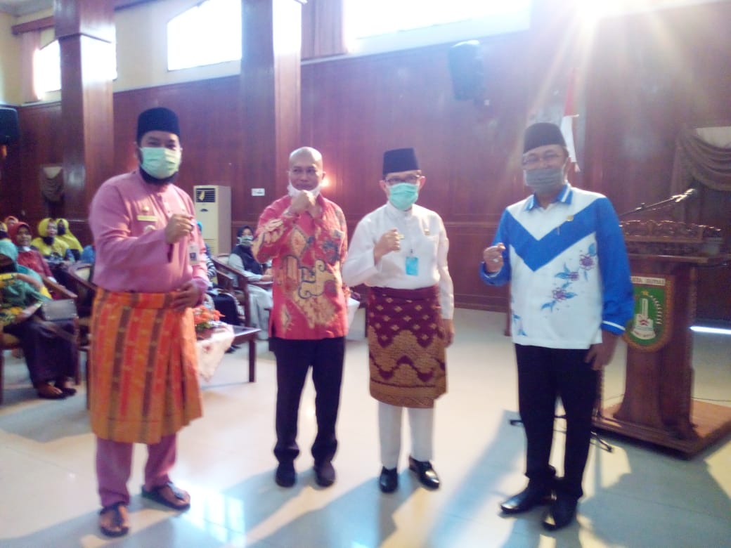Silaturami Anggota DPR RI , DPRD Riau dan Deputy Bank Indonesia Riau Bersama Kader Posyandu