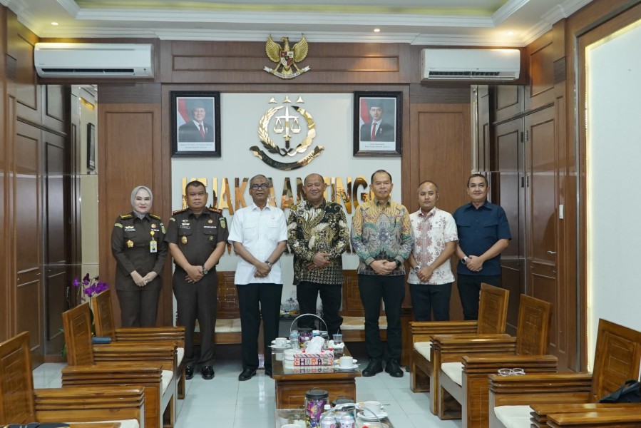 KPK Tangkap Bupati Langkat bersama 6 Orang di Binjai dan Medan, Diduga Terkait Suap Proyek