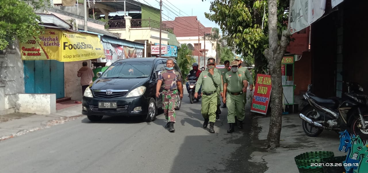 Serka Aris Gembleng Linmas Serengan, Ini Harapannya....