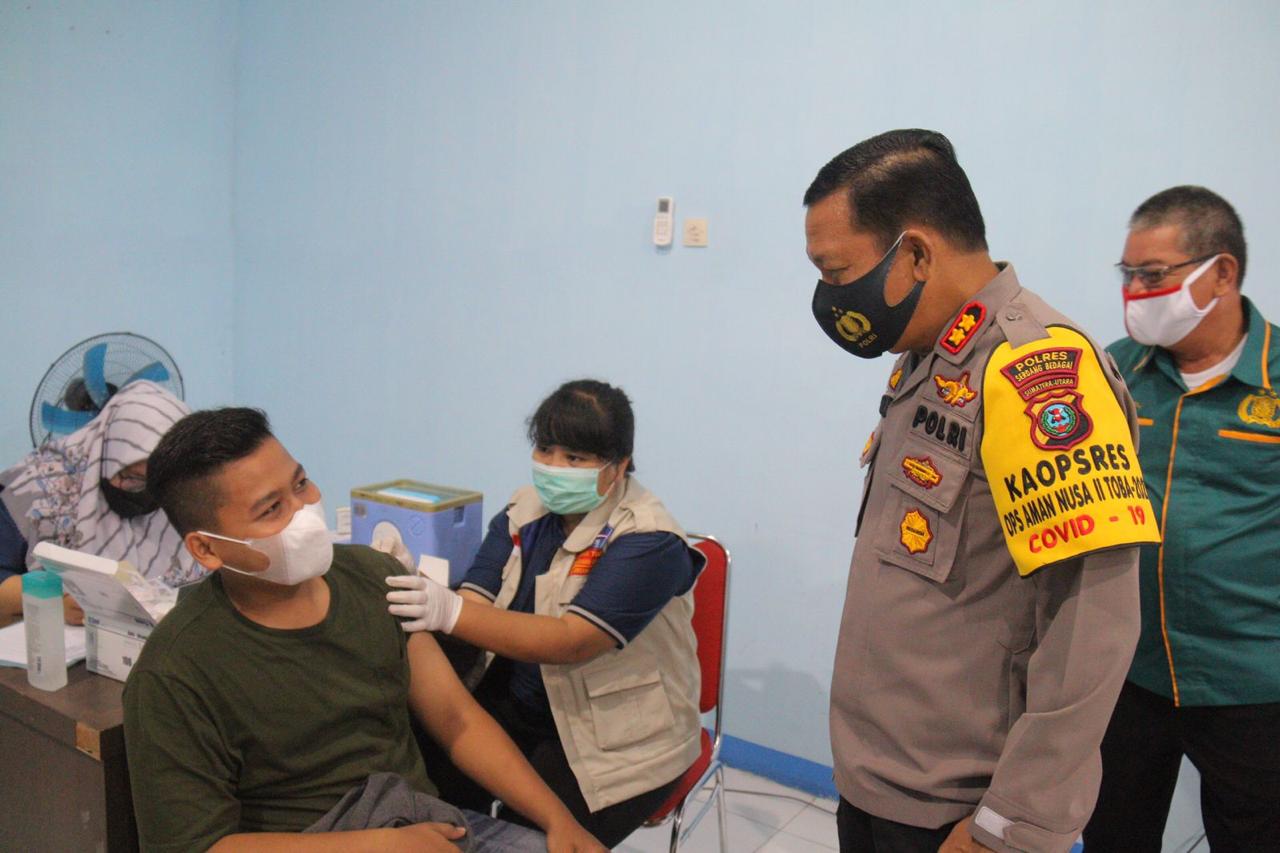 Kapolres Sergai Cek Pelaksanaan Vaksinasi Merdeka Dosis I dan II