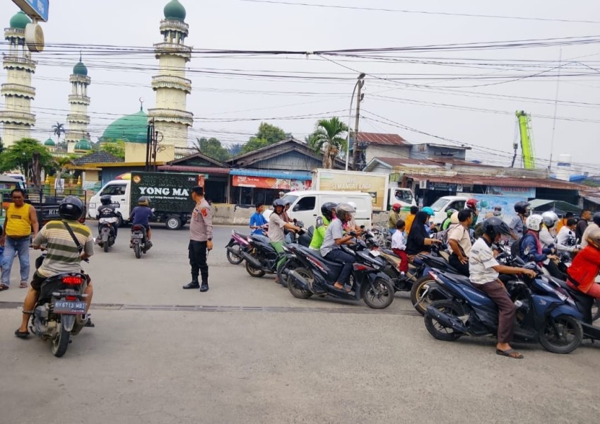 Antrean Pengisian BBM Mengular, Polresta Deli Serdang Lakukan Pengamanan dan Pengaturan Jalur Disetiap SPBU