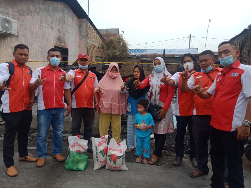 LiRA Berbagi Korban Kebakaran di Medan Labuhan.