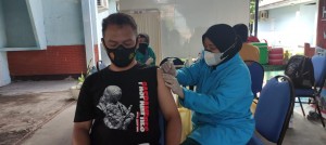 Targetkan Herd Immunity RSAU dr. Siswanto Lanud Smo Lanjutkan Vaksinasi Tahap Kedua