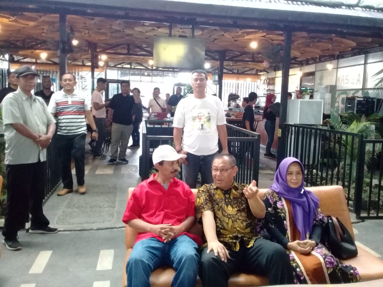 Plt.Walikota dan Anggota DPRD Medan Hendri Duin Hadiri Konser Musik di Medan Selayang