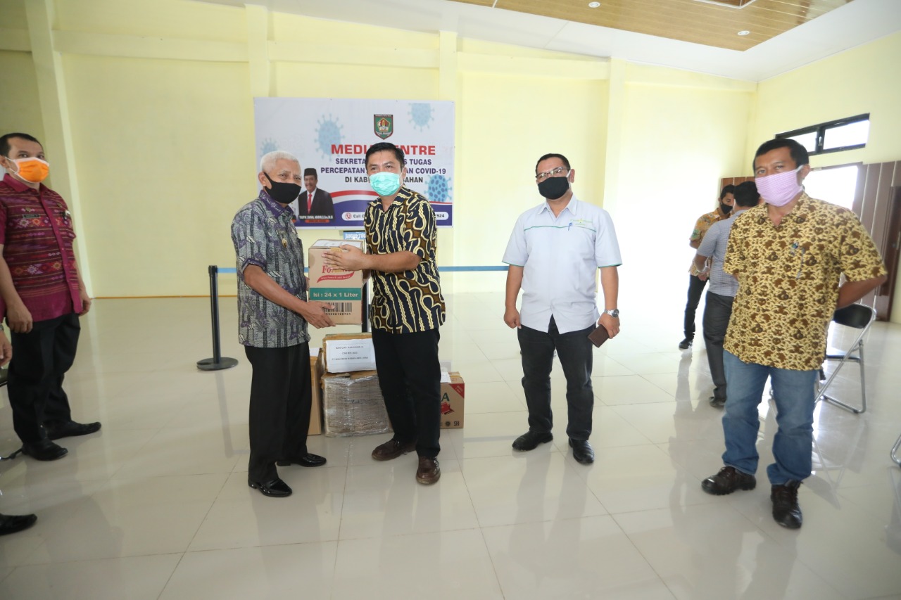 Gugus Tigas Covid - 19 Asahan Terima Bantuan CSR Dari PT. Socfindo Perkebunan Aek Loba