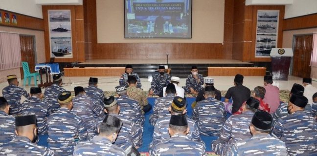 Dalam Rangka Hut TNI Ke-76 Pangkalan TNI Dumai Lakukan Bakti Sosial Donor Darah