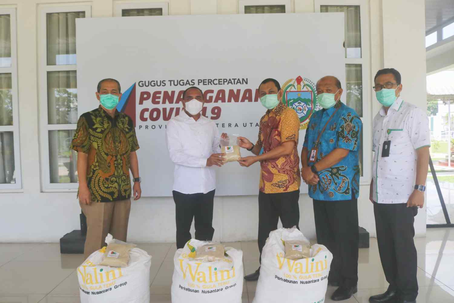 Gubernur Sumut Terima Bantuan  10 Ton Gula Pasir dari PTPN II