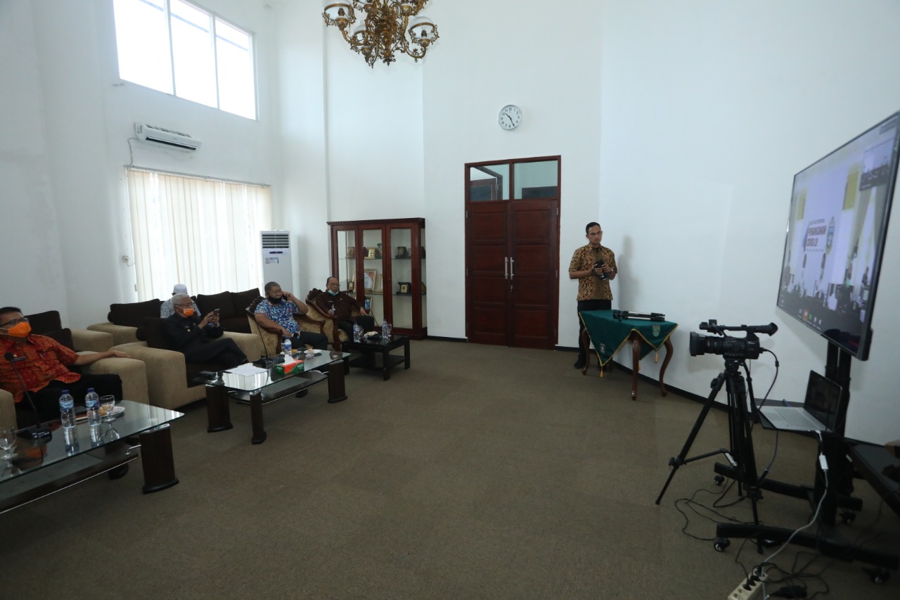 Bupati Asahan Ikut Musrenbang RKPD Provsu Tahun 2021 Melalui Vidio Conference 