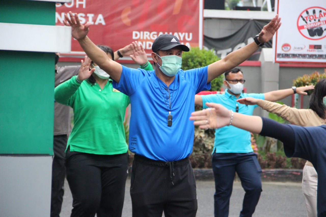 Semangat Tingkatkan Kesehatan Seluruh Jajaran Kanwil Kemenkumham Sumut Laksanakan Senam Pagi