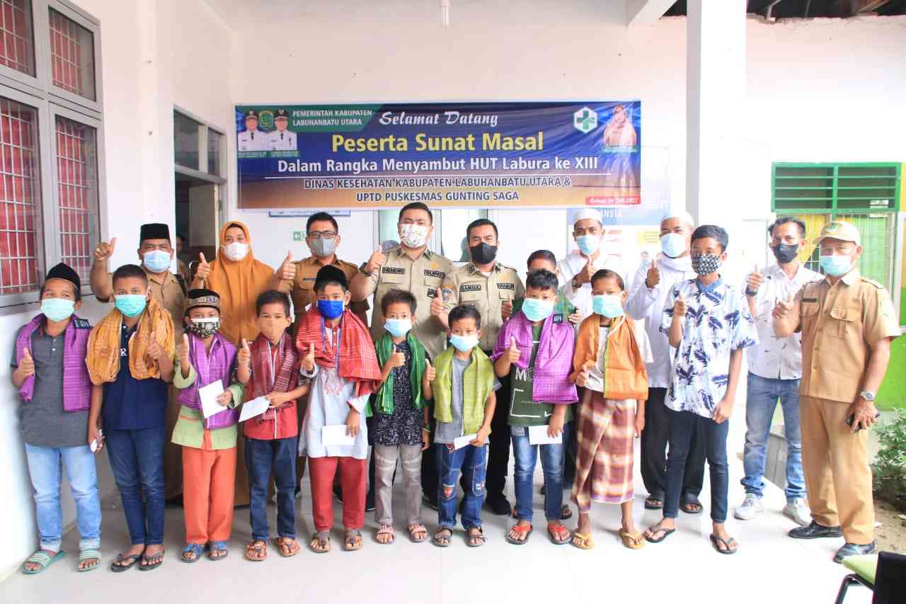 Pemkab Labura gelar Sunat Masal dalam rangka Hari Ulang Tahun.Labura ke 13