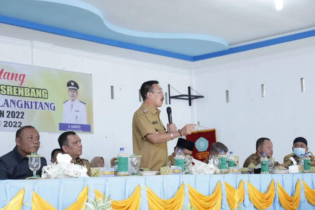Bupati dan Wabup Labusel hadiri Musrembang di Desa Rintis Kecamatan Silangkitang 