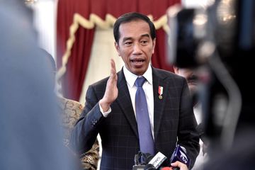 Jokowi: Debat Kok Dilaporkan, Enggak Usah Debat Saja...