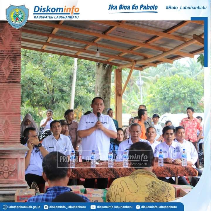 56 rumah Warga di Desa Sibargot diluluh lantakkan angin puting beliung, Bupati Labuhanbatu sambangi 