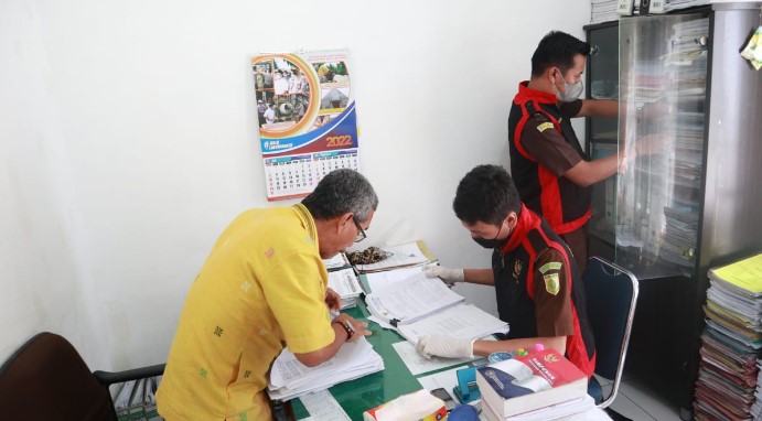 Kajari Labuhanbatu menggeledah kantor PMD, terkait dugaan korupsi terkait pembangunan Water Park