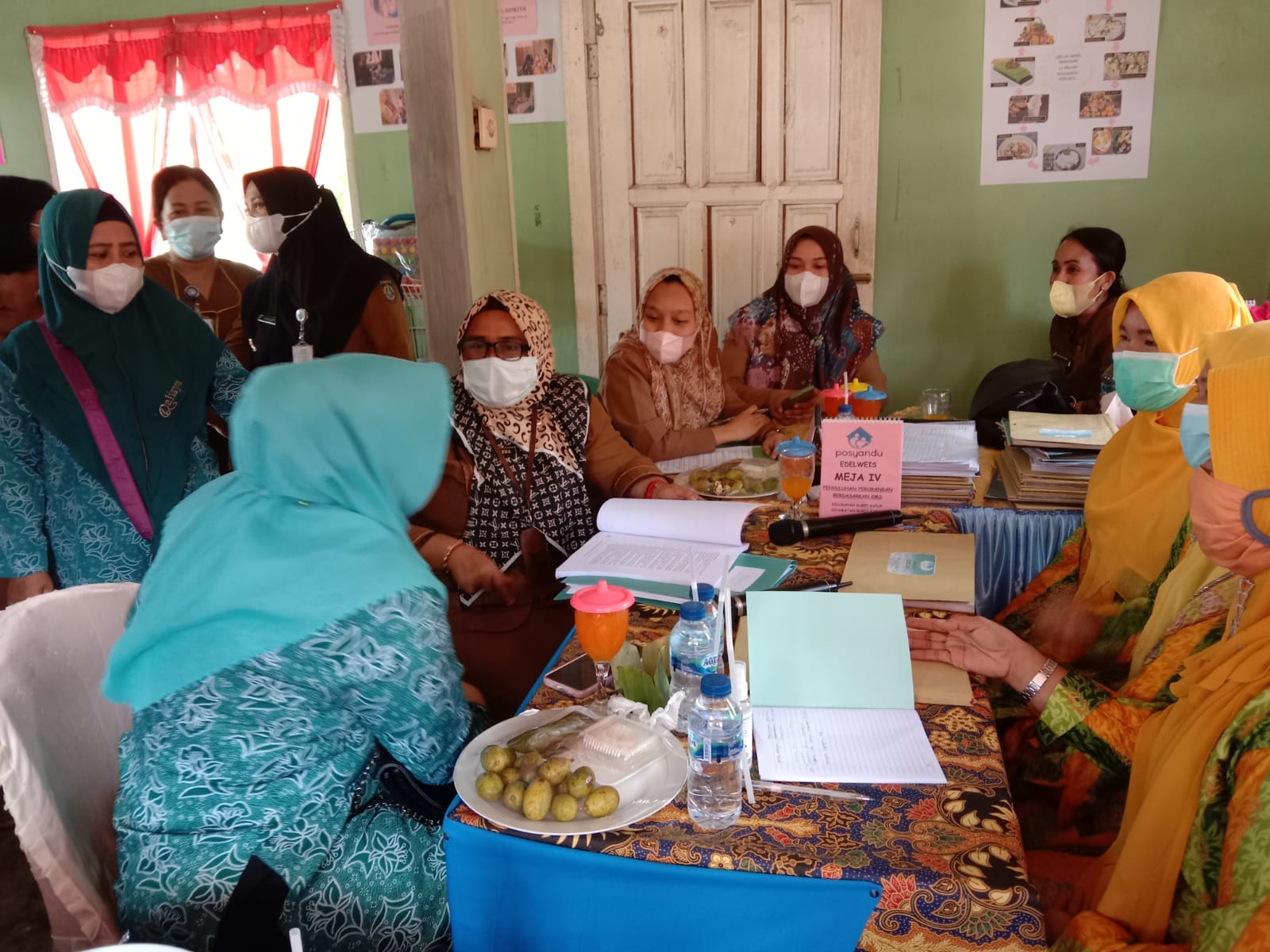 Dalam Rangka Hari Kesatuan Gerak PKK Ketua TP PKK Kota Dumai Bersama Stakeholder Berkunjung Ke Bukit