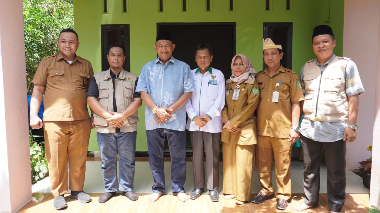 Bedah Rumah Warga, Pemkab & Baznas Langkat Bersinergi Entaskan Kemiskinan