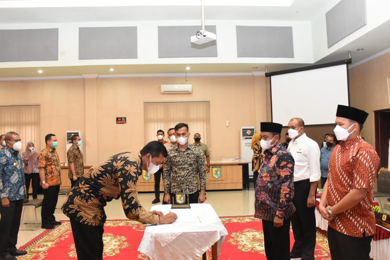 Bupati Sergai:Camat Harus Hadir di Tengah Masyarakat Sebagai Representasi Pemerintahan yang Baik