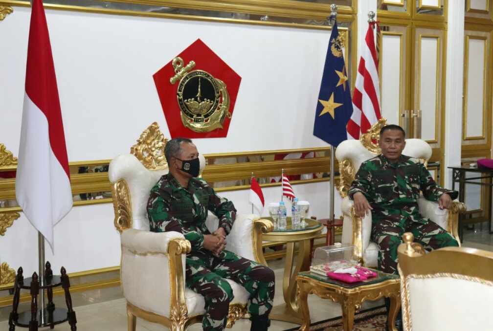 Dankoopssus TNI, Mengunjungi Markas Korps Marinir
