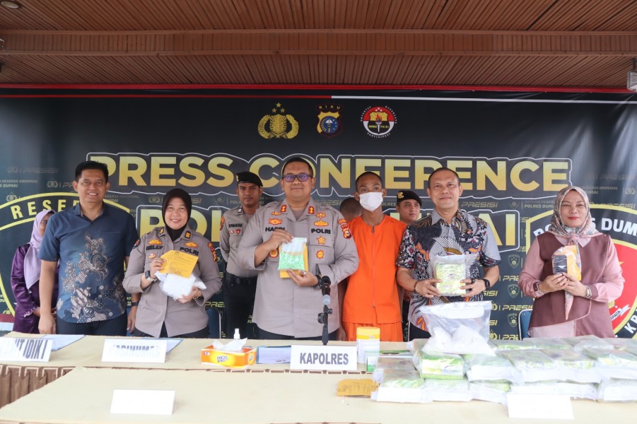 Berhasil Lagi Tim Polres Dumai Mengungkapkan Jaringan Narkotika Internasional 28 Kg 1Kg Sabu Tambahan 413 Pil Ekstasi