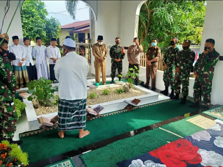 Dandim 0104/Atim Serahkan 4 Unit Bioflok Kepada Dayah Asasul Islamiah Peureulak