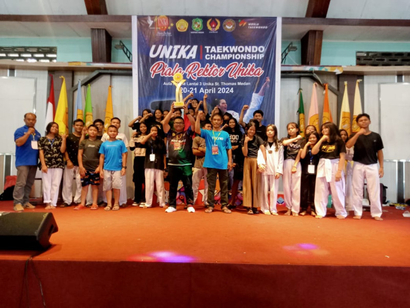 Harumkan Nama Dairi dan Berhasil Raih Juara Umum 3 Piala Rektor Unika Taekwondo Championsip