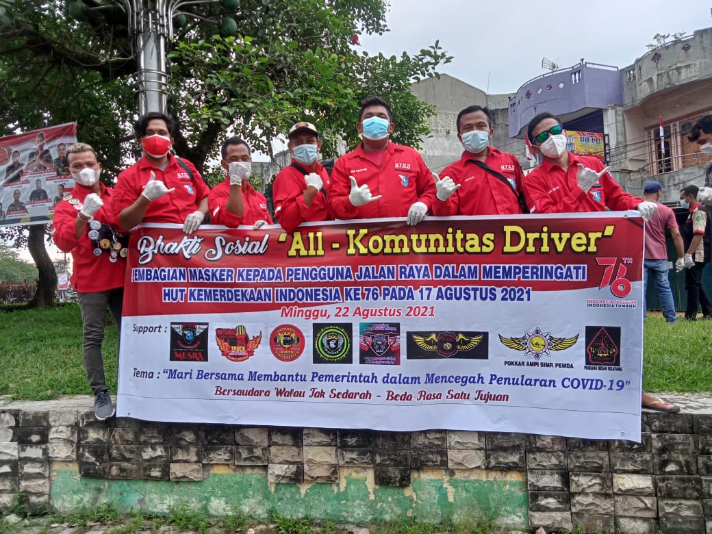 All Comunity Driver Berbagi Masker Cegah Penularan Covid-19