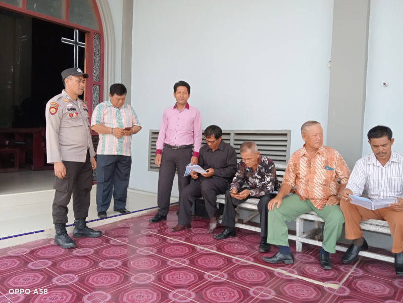 Kembali, Polsek Dumai Barat Gelar Minggu Kasih Kunjungi Jemaat GBKP