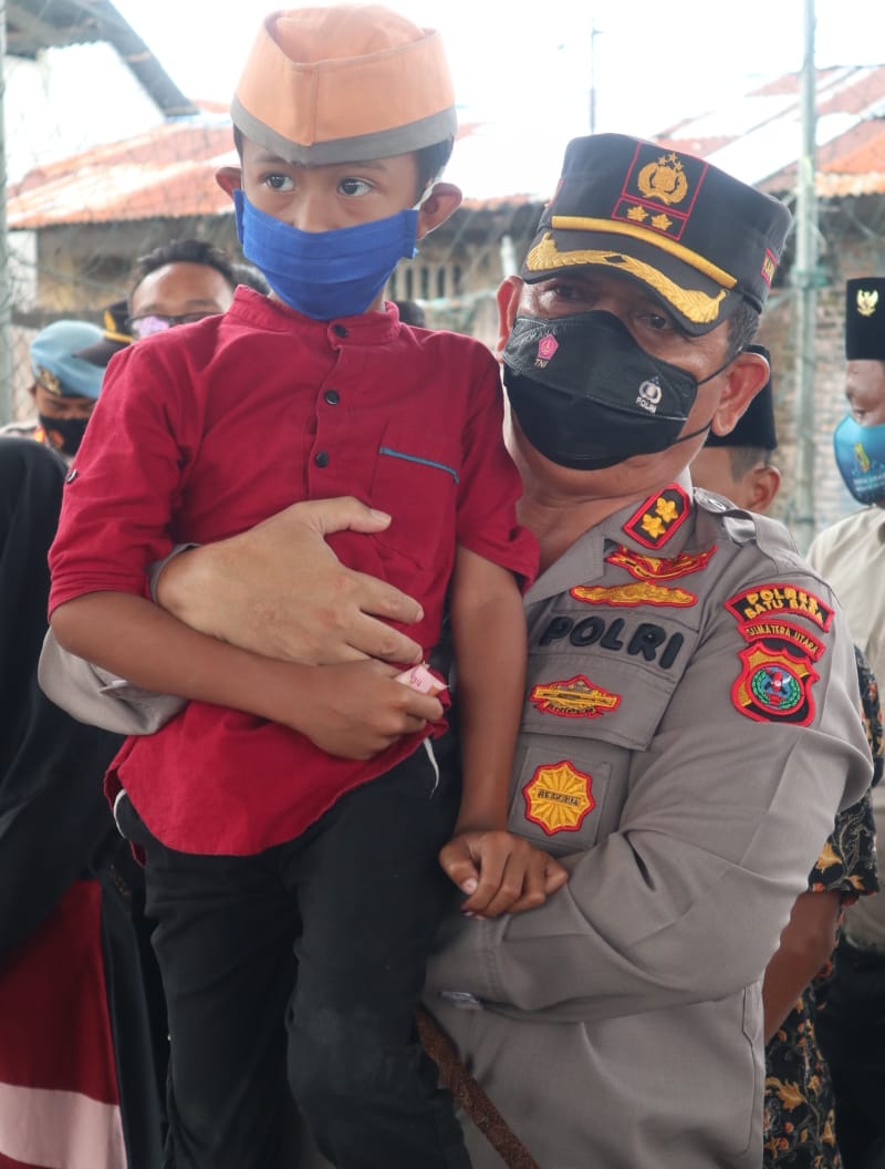AKBP Ikhwan :Kami Titip Anak Yatim Piatu Kepada Seluruh Relawan Ksj di Indonesia Jaga Kasihi Mereka.