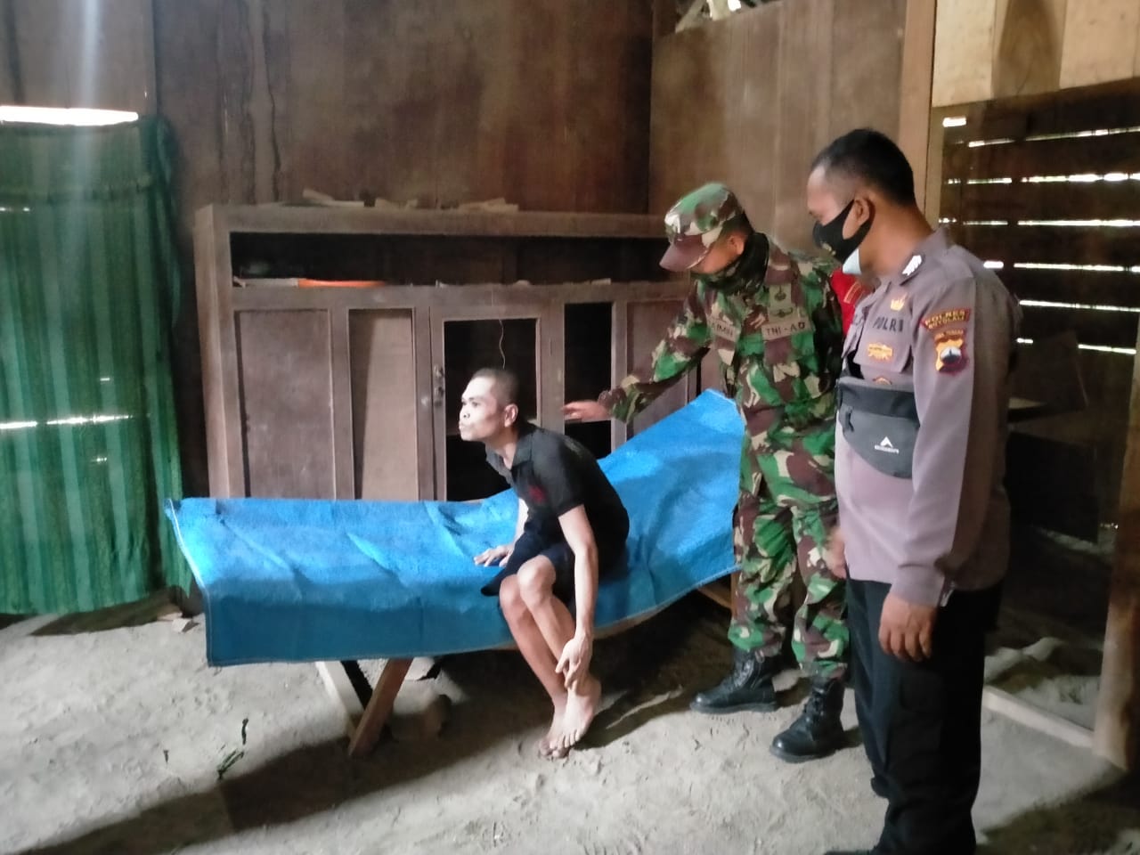 TNI Polri Kawal Dinkes Boyolali Kunjungi ODGJ