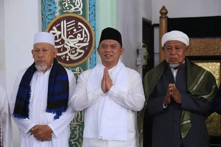 Bupati dan Wabup Labuhanbatu Sholat Idul Adha 1443 H di masjid Raya Rantauprapat