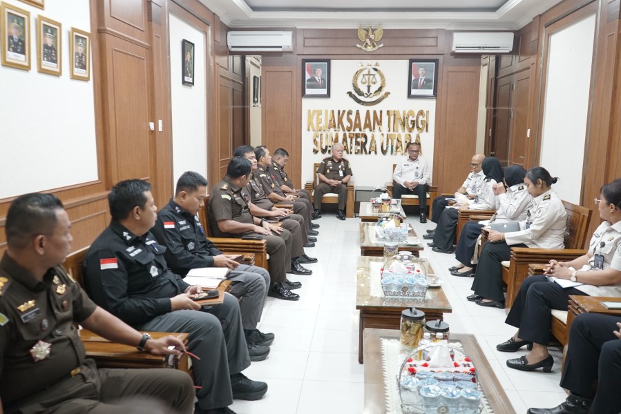 Kepala Kanwil Pemasyarakatan Sumut dan Kepala Bapas Kelas I Medan Kunjungi Kajati Sumut