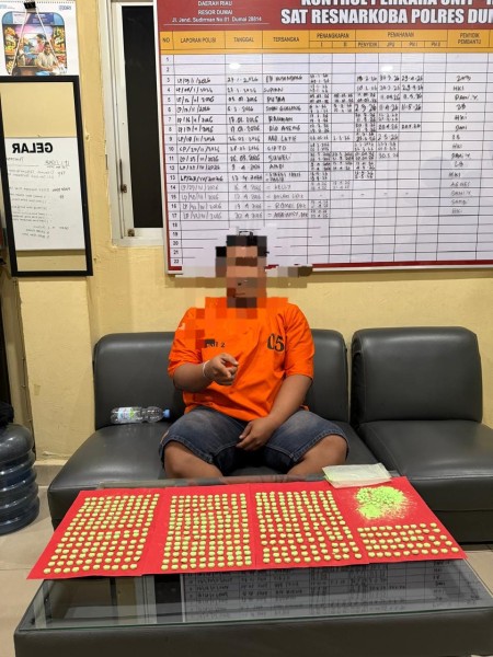 Perang Melawan Narkoba, Satres Narkoba Polres Dumai Tangkap Pemilik Dan Amankan 500 Butir Pil Ekstasi
