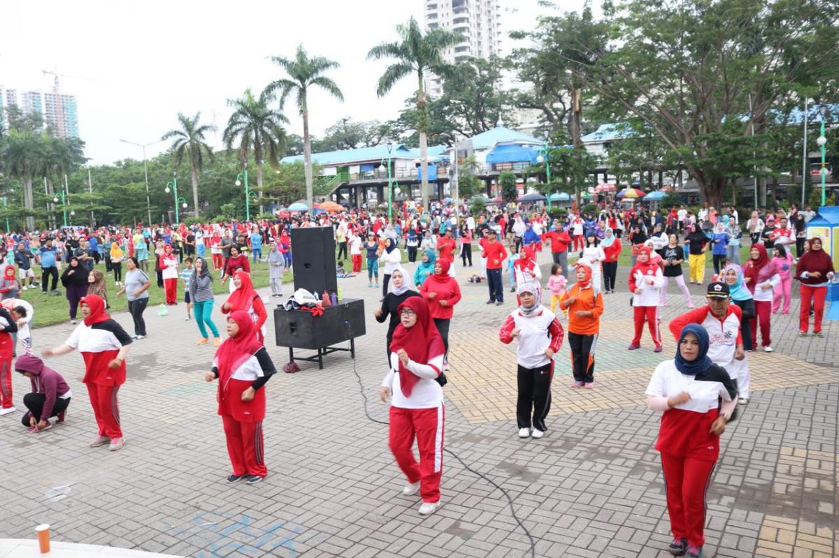 Car Free Day dan Senam Jantung Sehat di partai Ribuan Warga Medan