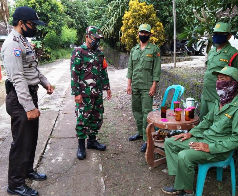 TNI POLRI Minta Linmas Tak Segan Tegur Warga