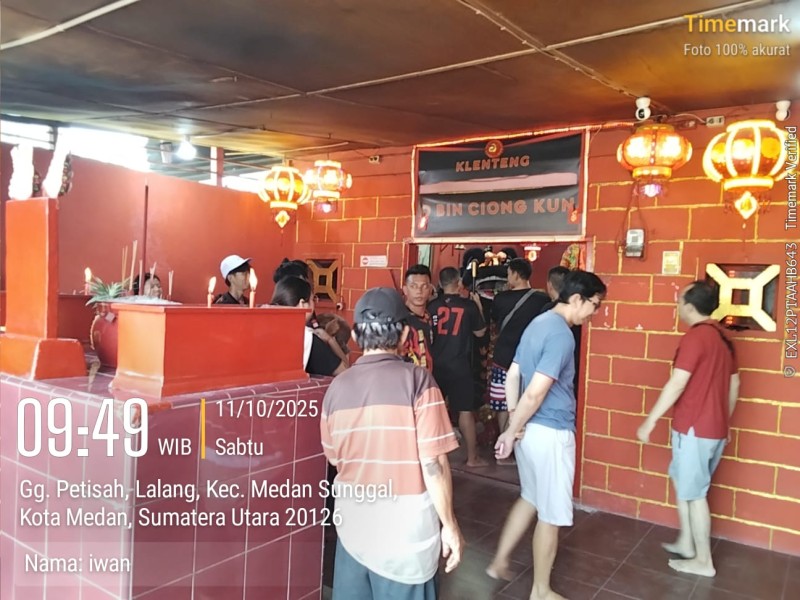 Perayaan Ulang Tahun Dewa Thai Seng Hut Co Di Kelenteng O Bin Ciong Kun Berlangsung Meriah dan Penuh Kekhidmatan