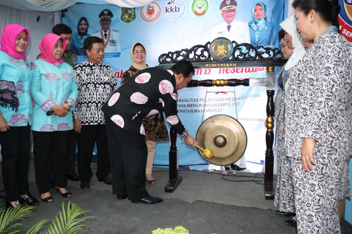 Wali Kota Canangkan Bakti Sosial IBI - KB Kesehatan