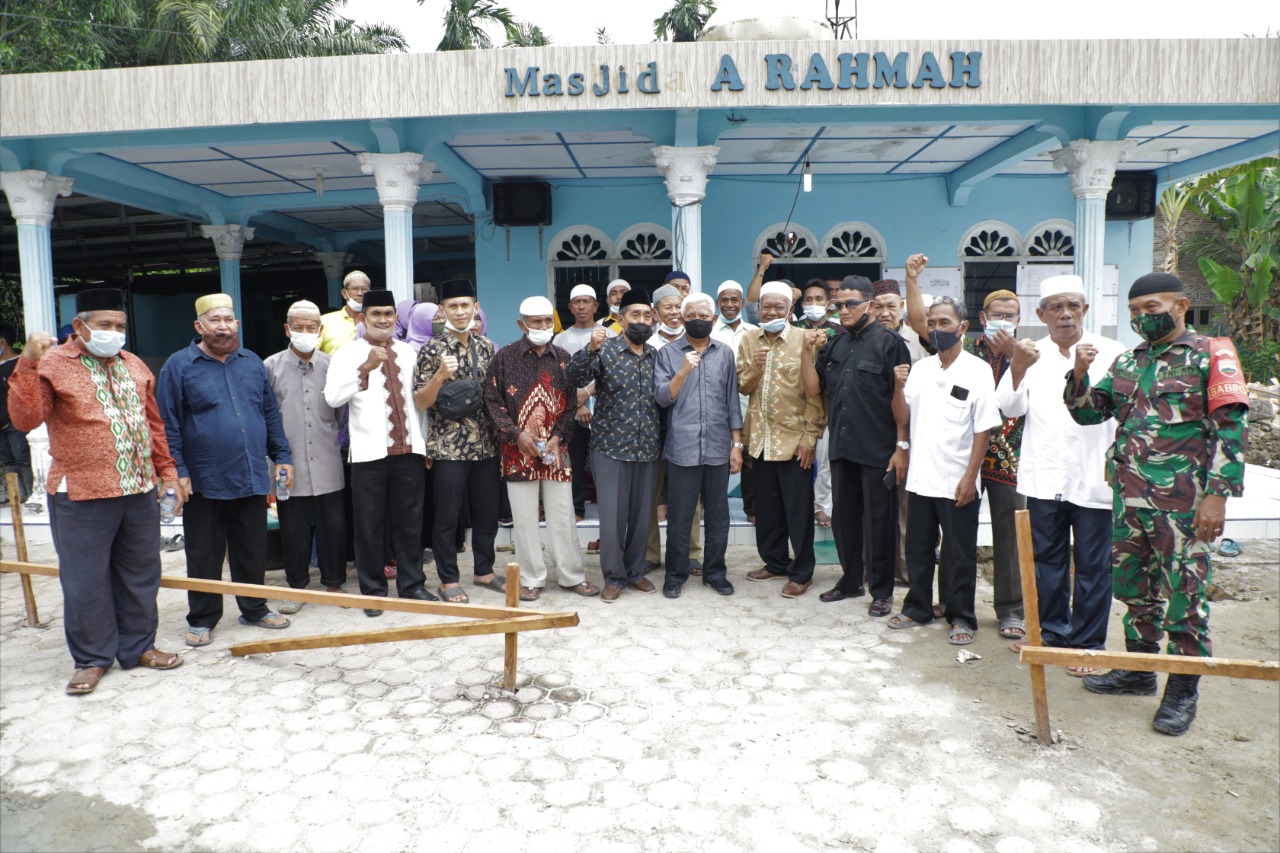 Bupati Asahan Letakkan Batu Pertama Pembangunan Masjid Arrahman Binjai Serbangan
