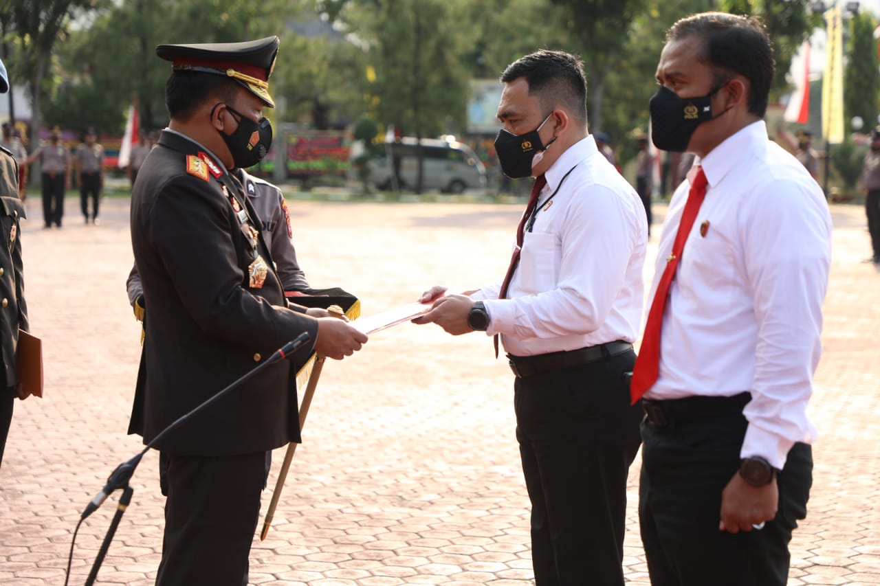 HUT Bhayangkara Ke 75, Ada 251 Personel Polda Sumut Naik Pangkat