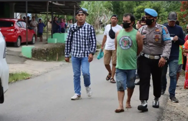 Polresta Deli Serdang Amankan 5 Orang Laki-Laki Pada Giat Grebek Kampung Narkoba 