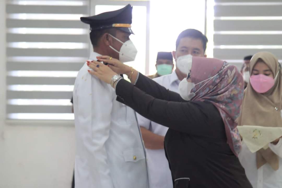 Wabup Labuhanbatu Lantik 26 orang Pejabat Administrator dan Pengawas serta 11 orang Pejabat Fungsion