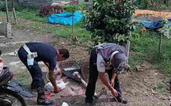 Jadi Terang, Warga Apresiasi Kinerja  Dinas PUPR yang Memasang Lampu Jalan di Desa Salak 1