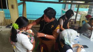 Mendukung Satgas Nusantara, Tim Kesehatan Polres Deli Serdang Berikan Pengobatan Gratis