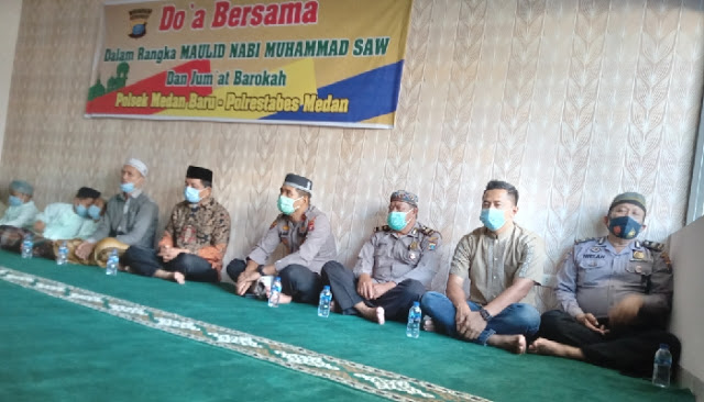 Polsek Medan Baru Menggelar Doa Bersama dan Memberi Santunan Kepada Anak Yatim