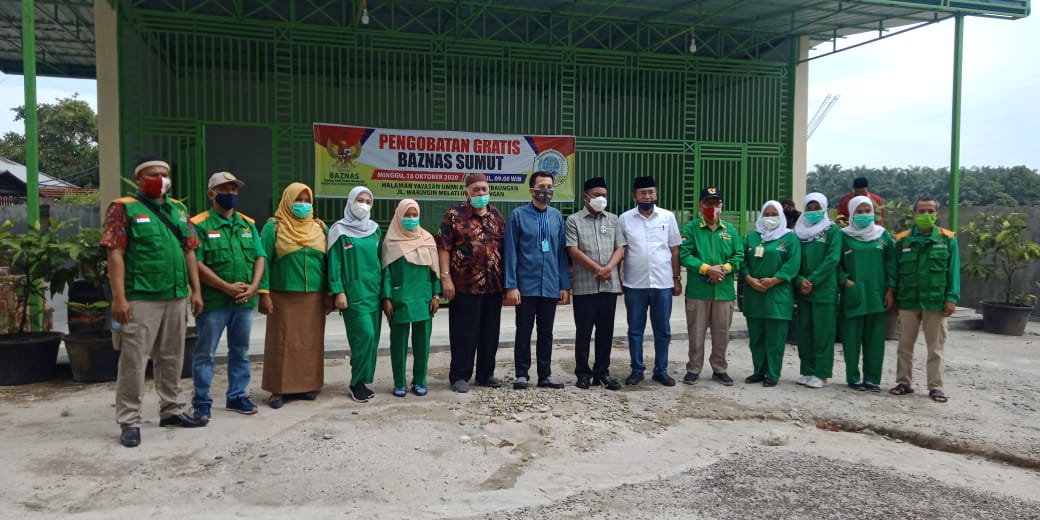 BAZNAS Sumut Gandeng Yayasan Ummi Ayuni Adakan Pemeriksaan Kesehatan Gratis dan Salurkan Zakat 