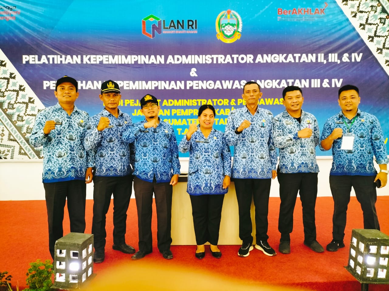 PELATIHAN KEPEMIMPINAN ADMINISTRATOR DAN PENGAWAS SE-SUMUT DITUTUP PESERTA DARI PAKPAK BHARAT RAIH P