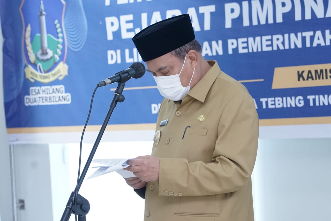 Walikota Tebing-Tinggi Lantik 21 Pimpinan Tinggi Pratama di Lingkungan Pemko Tebing Tinggi 