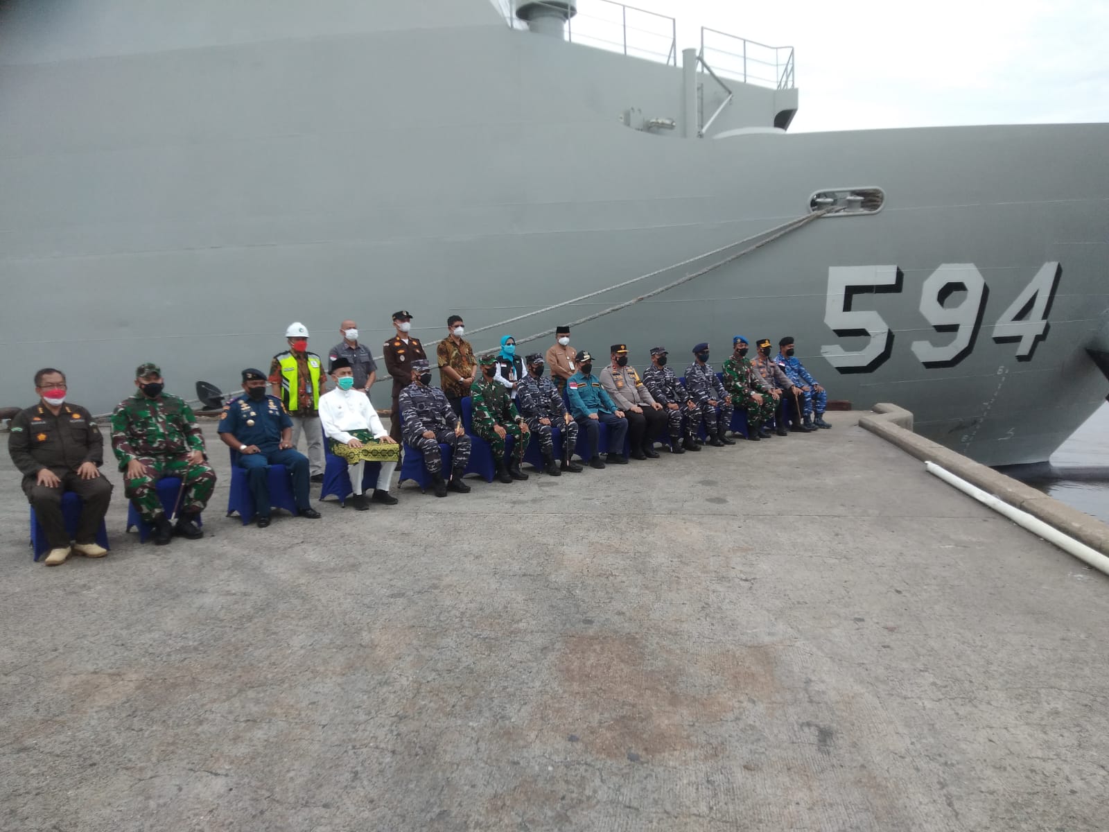 Tinjau Serbuan Vaksinasi Dan Dukungan Oksigen TNI AL Dumai Oleh Pangkoarmada I